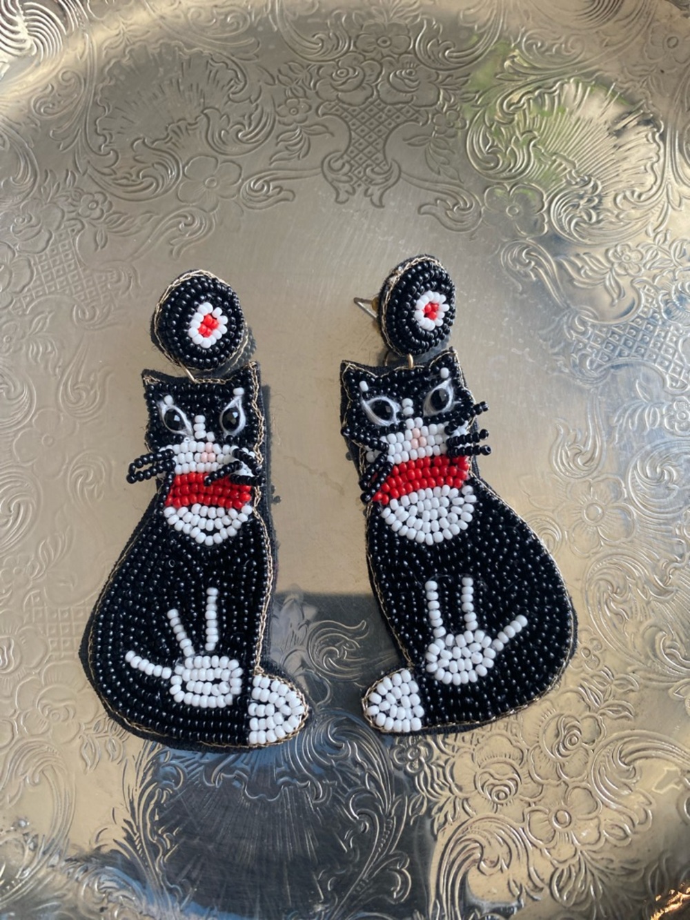 Handmade Beaded Black Cat Earrings Felt Back Studs Vintage Style Kitty Jewelry